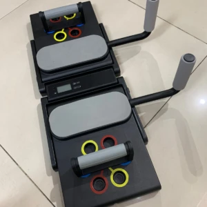 Tabla de Flexiones Negro A2 con contador digital y guía de postura - Entrena cuerpo completo y mide progreso en casa