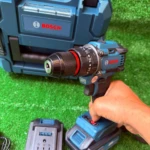 Taladro inalámbrico 12V Bosch de litio con reversibilidad - Permite realizar perforaciones y atornillado sin cables - Imagen 2
