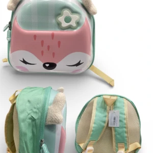 Mochila escolar infantil con diseño de zorro en relieve, colores pastel y detalles en relieve para niños.