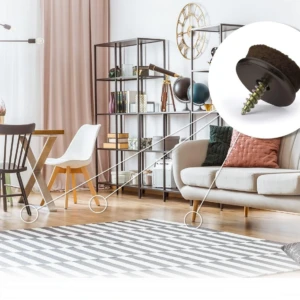 Almohadilla antideslizante con tornillo para muebles, vista de detalle del accesorio de fijación y aplicación en silla y sofá en sala moderna.