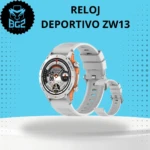 Reloj deportivo Zw13 en color blanco con detalles naranjas, correa de silicona y pantalla digital visible, sobre fondo azul claro con patrón de puntos.
