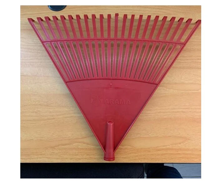 Escoba Plastica Roja 22D Sin Cabo