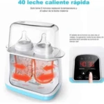 Calentador de teteros digital con esterilizador, color blanco y azul claro, mostrando dos biberones dentro del tanque de agua caliente y panel de control LED con pantalla roja y botón táctil.