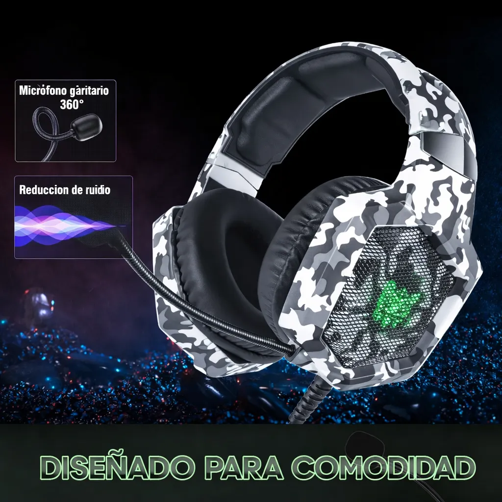 Diadema gamer Onikuma K8 en camuflaje blanco y negro, con micrófono giratorio, iluminación LED verde y almohadillas acolchadas para confort prolongado.