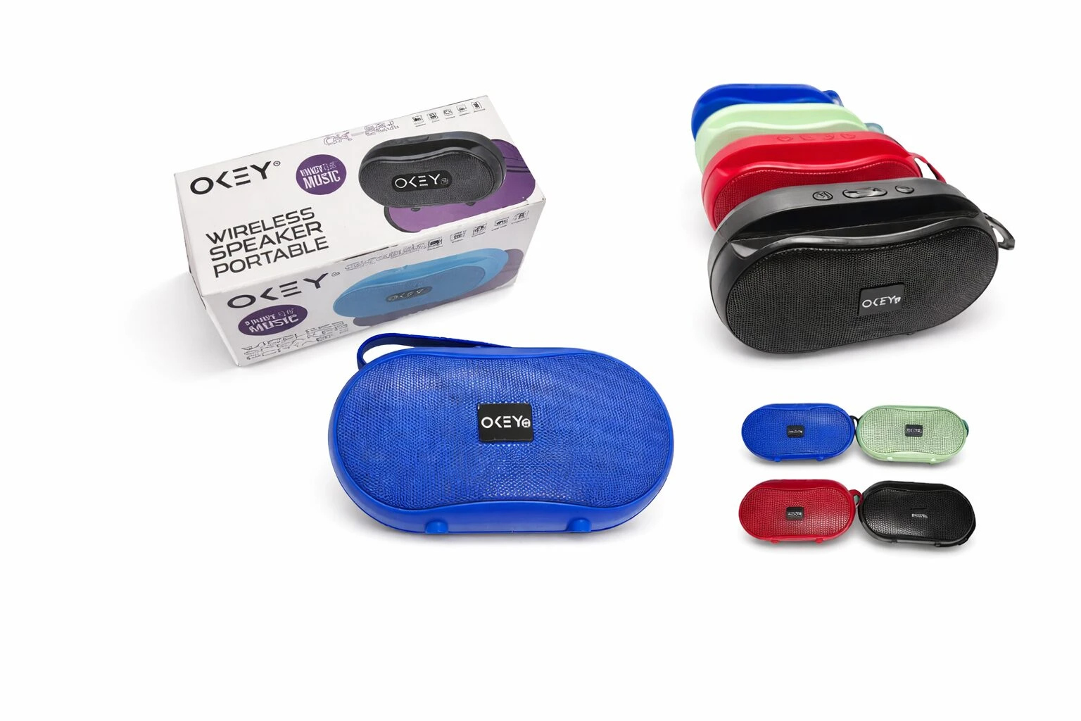 Parlante Bluetooth OKEY 551 en caja y abierto, color azul con detalles negros, mostrando diseño compacto y botones frontales.