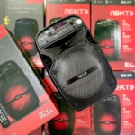 Cabina Parlante 6.5 pulgadas con luces RGB - Disfruta de música potente y ambiente dinámico en cualquier fiesta
