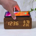 Reloj despertador con carga inalámbrica y control de voz - Simplifica tu rutina matutina eliminando el desorden de cables