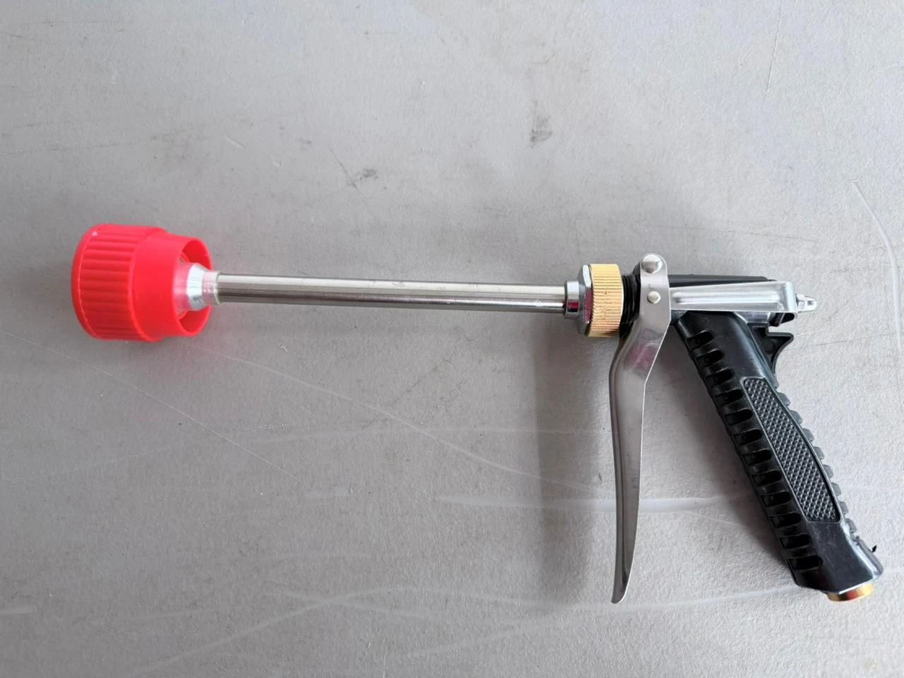 Pistola pulverizadora con focalizador ajustable - Controla plagas en cultivos con precisión y ahorro