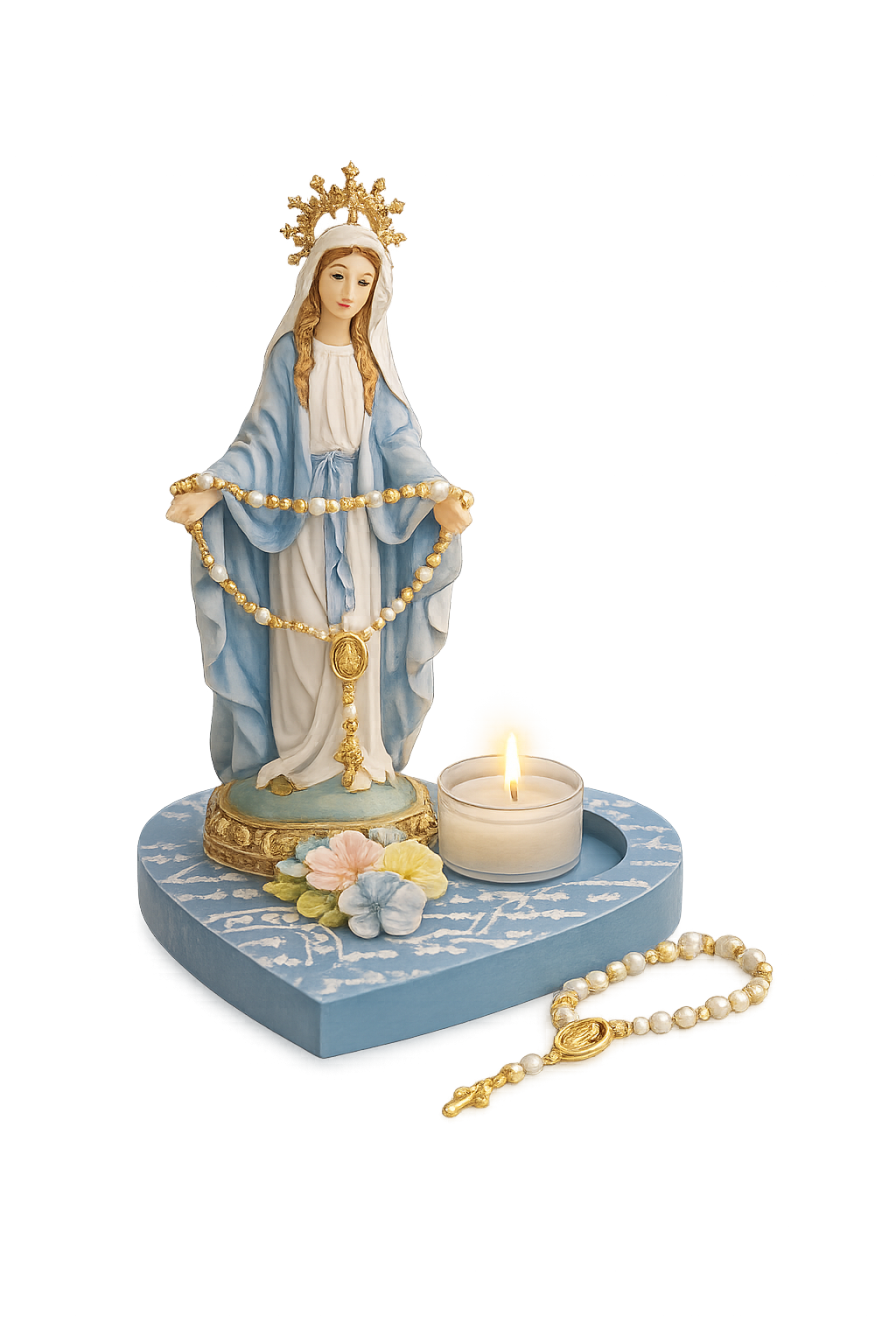 Estátua de la Virgen Milagrosa con base en forma de corazón azul, veladora encendida y rosario de perlas blancas con crucifijo dorado.