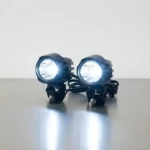 Faro LED auxiliar moto JRY-10 de 100W y 20.000 lúmenes - Garantiza máxima seguridad nocturna con visibilidad extendida - Imagen 3