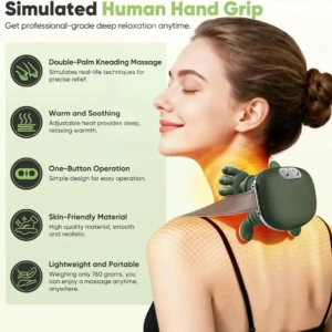 Masajeador de cuello y hombros con manos flexibles en color verde oscuro, aplicando calor y presión sobre la zona cervical de una mujer sonriente.