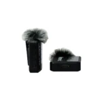 Micrófono inalámbrico Harvic negro con pelusa protectora, mostrando vista frontal con botones y lateral con puerto USB.