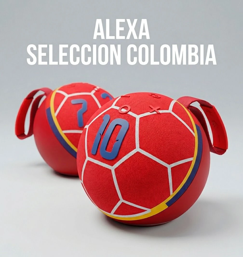 Dos parlantes esféricos rojos con diseño de balón de fútbol, detalles en azul y amarillo, número 10 visible, textura tejida y asas laterales, sobre fondo gris claro.