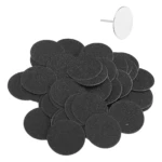 Set de discos lijadores exfoliantes para pies, color negro con textura granulada, presentados en pila con muestra individual mostrando base adhesiva y mango metálico.
