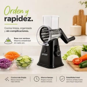 Molino rallador multifuncional negro con base antideslizante y tres cuchillas de acero inoxidable, mostrando vegetales rallados en recipientes adyacentes.
