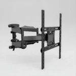 Brazo extensible para TV en color negro, con soporte de pared y articulaciones ajustables, diseñado para pantallas de 32 a 60 pulgadas.