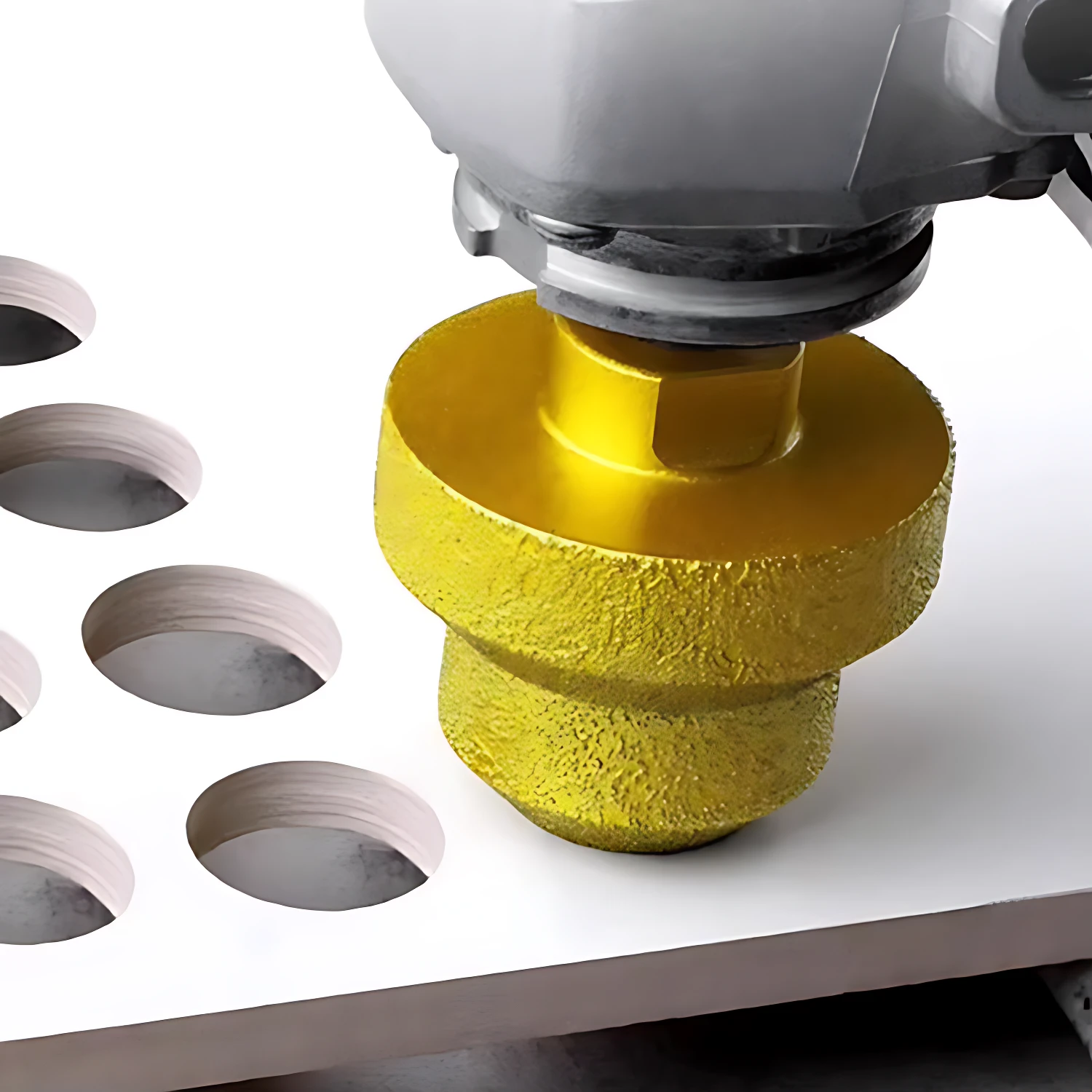 Broca Diamantada de 3 Niveles para Amoladora - Perfora concreto y ladrillo con precisión