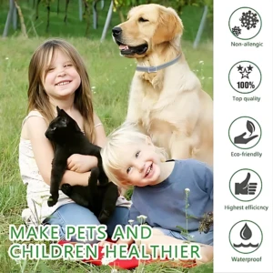 Niña y niño sonriendo con perro golden retriever y gato negro en campo; texto promocional sobre salud animal y niños.