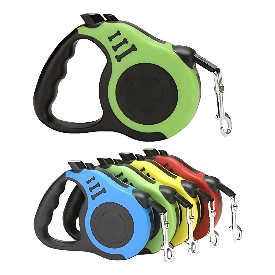 Correas retráctiles para perros en verde lima y azul, con mango ergonómico y gancho metálico, mostrando variante de colores disponibles.