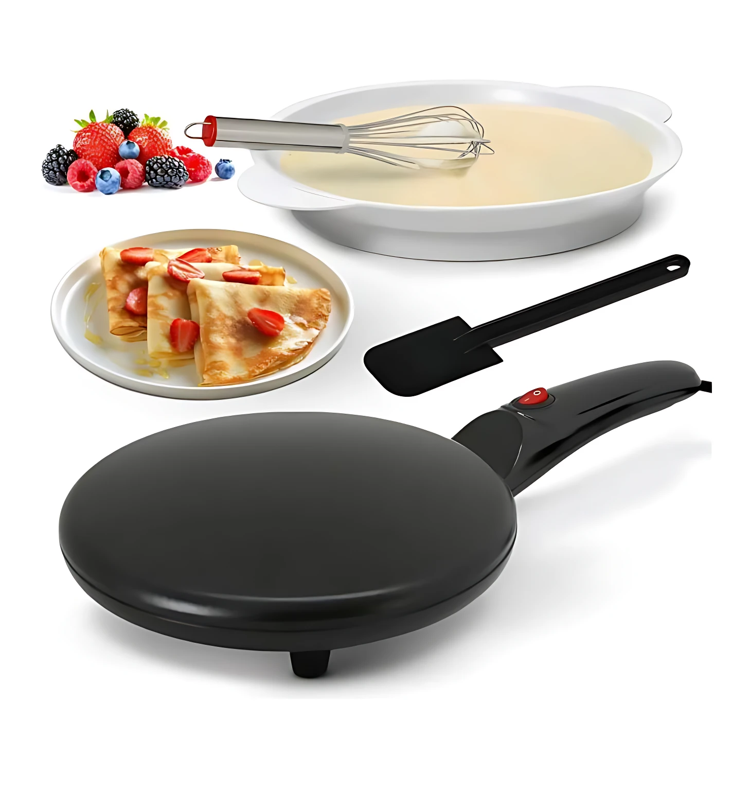 Crepera eléctrica negra con mango rojo, junto a sartén blanca con mezcla, espátula y crepes servidos con frutas.