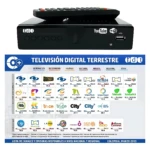 Decodificador TDT negro con antena WiFi integrada, mostrando lista de canales nacionales en HD y emisoras regionales disponibles en Colombia.