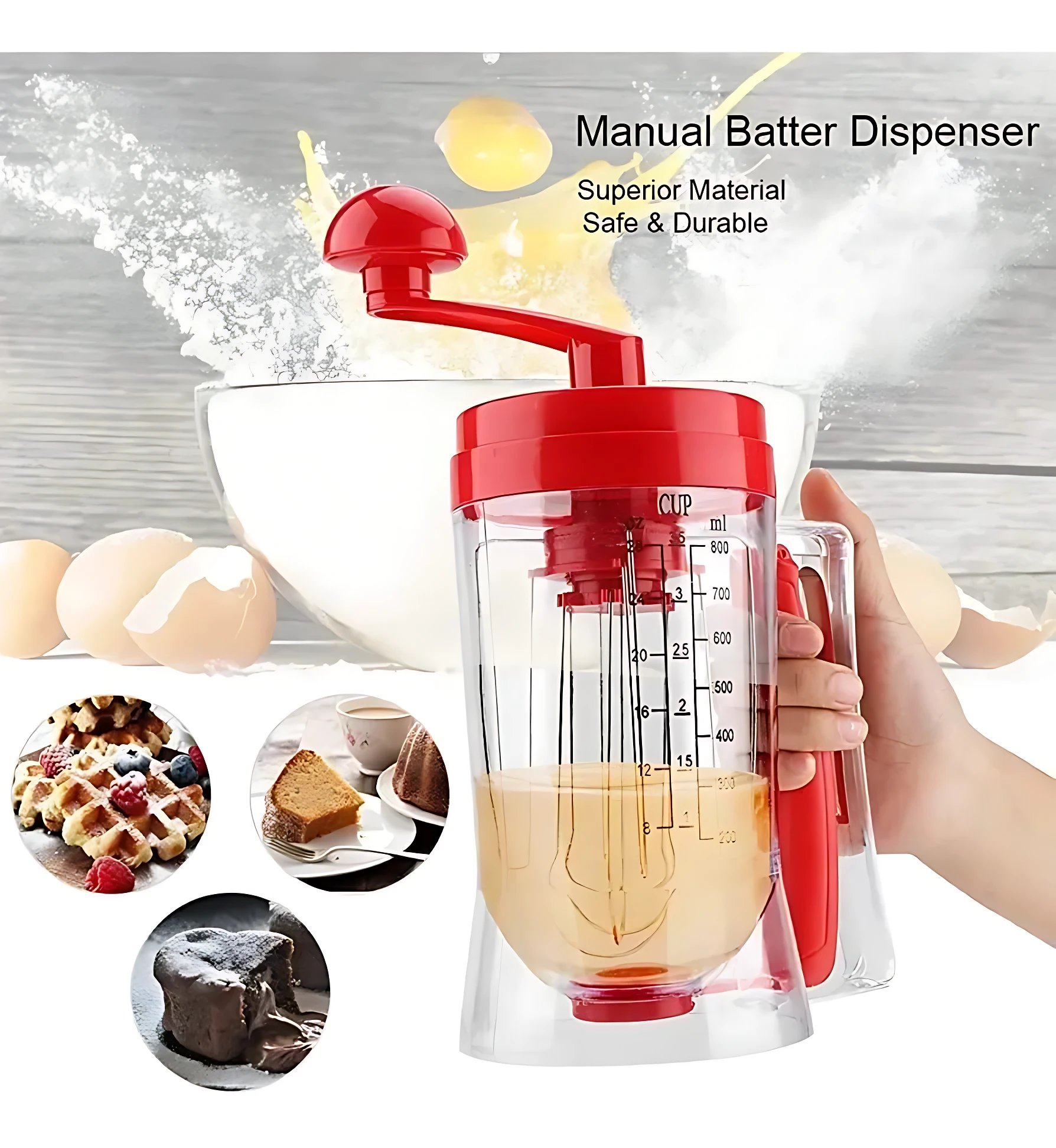 Dispensador de masa manual con mango rojo y cuerpo transparente, graduado hasta 800 ml, mostrando mezcla líquida en su interior.