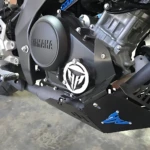 Filtro aceite acero inoxidable para Yamaha MT15 - Protege el cárter contra impactos y suciedad