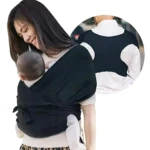 Mujer usando fular portabebés negro de viscosa elástica, con bebé en posición ergonómica; vista frontal y detalle posterior mostrando distribución de peso en espalda.