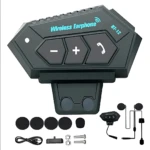 Intercomunicador BT-12 negro con botones de control, micrófono y accesorios incluidos.