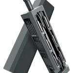 Kit destornillador magnético de 44 puntas en acero S2, con carcasa negra y mango ergonómico, mostrando puntas organizadas en ranuras laterales y base de almacenamiento integrada.