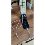 Lámpara solar plegable con puerto USB para cargar móviles - Ilumina espacios oscuros y ofrece energía de emergencia - Imagen 2