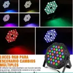 Lámpara LED RGB con trípode ajustable, mostrando múltiples colores en modo de proyección y vista frontal con LEDs visibles.