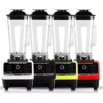 Cuatro licuadoras Raf de 2400W con jarra de 2.5L, en blanco, negro, amarillo y rojo, mostrando panel frontal con controles y logotipo.