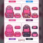 Mochila escolar juvenil tipo Totto con diseño geométrico en colores rosa, azul y negro, mostrada en vista frontal y trasera, acompañada de estuche y bolsa de almuerzo.