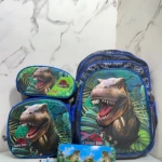 Mochila escolar pequeña de Jurassic Park con lonchera integrada, estuche y accesorios. Incluye mochila, estuche grande, estuche pequeño, lápices y goma. Diseño con T-Rex.