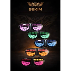 Stops LED NKD 125 con diseño agresivo y logotipo retroiluminado - Aumenta tu visibilidad nocturna y personaliza tu moto sin modificaciones eléctricas