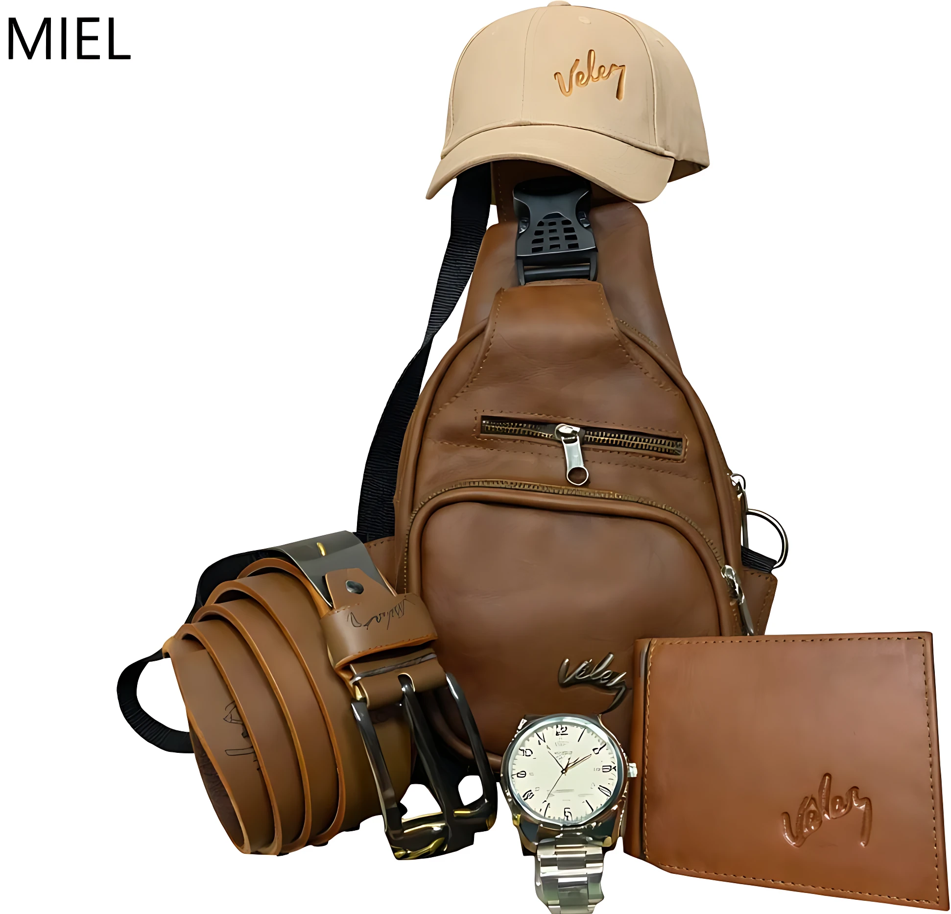 Bolso cruzado marrón en cuero con correa ajustable, gorra beige, reloj de pulsera y billetera, todo con logo Vekay.
