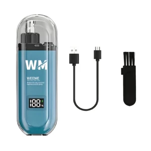Recortador de vello nasal eléctrico WeeMe en color azul claro, con pantalla digital mostrando 100% de batería, acompañado de cable USB y cabezales de repuesto.