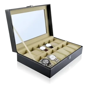 Organizador de relojes negro con tapa de vidrio y acolchado beige, mostrando tres relojes en compartimentos individuales para exhibición y protección.