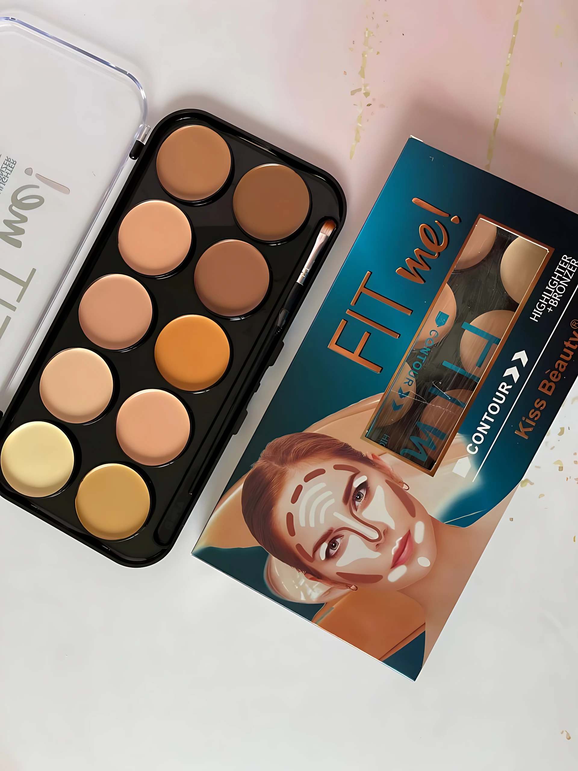 Paleta Contorno Crema Fit Me para corregir ojeras y definir pómulos - Realza tu rostro con acabado natural y duradero