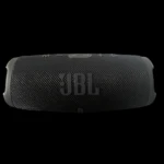 Parlante JBL Charge 5 negro con rejilla texturizada y controles visibles en la parte superior, sobre fondo negro.