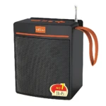 Parlante portátil Nanotec negro con detalles naranjas, rejilla frontal, antena telescópica y asa de transporte.
