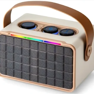 Parlante Bluetooth portátil color crema con asa de cuero, rejilla frontal y luces LED multicolor en la parte superior.