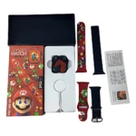 Reloj inteligente Kids 918 con cámara y pantalla táctil, caja abierta mostrando el dispositivo, correa roja con estampado de Mario, correa negra, accesorios y manual.