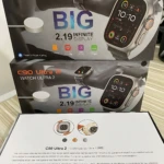 Caja del Smartwatch C90 Ultra 2, mostrando dos unidades apiladas con pantalla de 2.19 pulgadas y caja inferior con detalles técnicos.