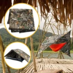 Sobre carpa impermeable en camuflaje con extensiones para anclar, mostrando variante desplegada con hamaca naranja sobre plataforma de madera junto a cuerpo de agua.