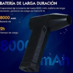 Soplador de mano portátil negro con batería de 8000 mAh, diseño ergonómico y mango texturizado para agarre seguro.
