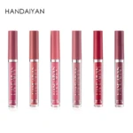 Set de seis labiales mate nude Handaiyan en presentación vertical, mostrando seis tonos distintos desde rosa claro hasta rojo intenso, con etiquetas visibles que indican "MATTE LIP COLOR".