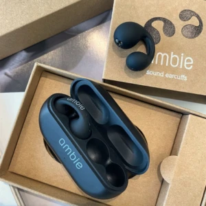 Auriculares Ambie Bluetooth 5.2 con estuche de carga para 30 horas de reproducción continua - Disfruta de música sin interrupciones durante todo el día