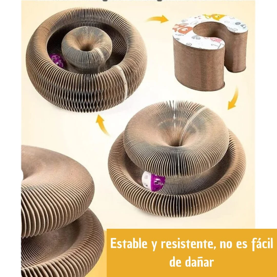 Rascador para gatos órgano mágico con bola giratoria, hecho de cartón corrugado, mostrando su estructura enrollada y desenrollada. Incluye una bola de juguete dentro del rascador.